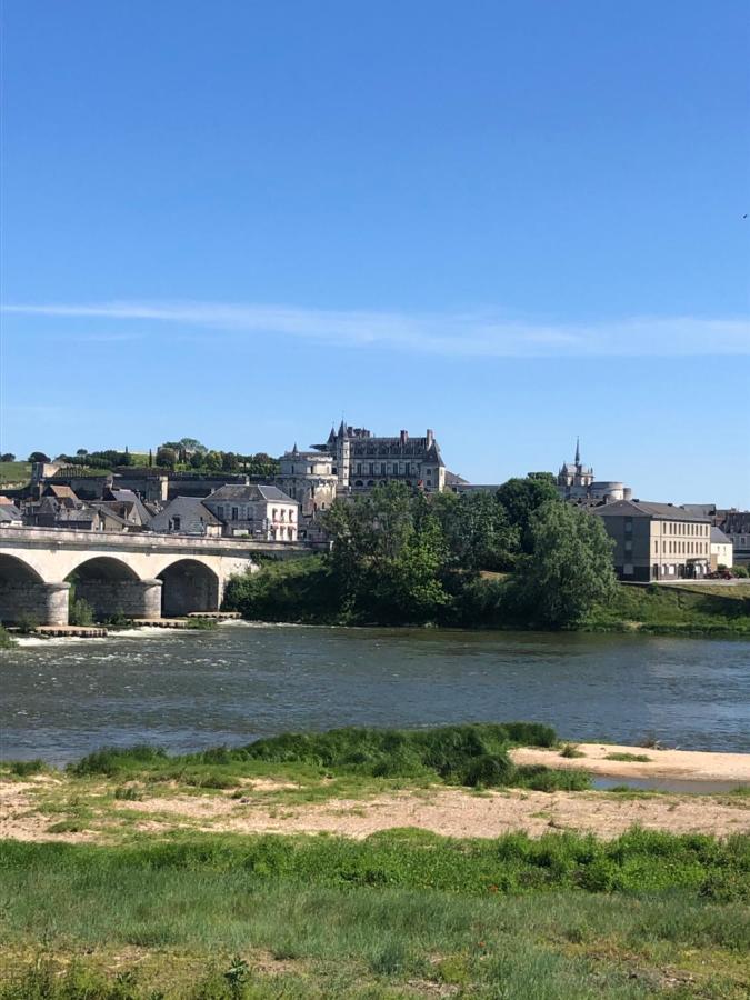Le Petit Candy Amboise Exterior foto